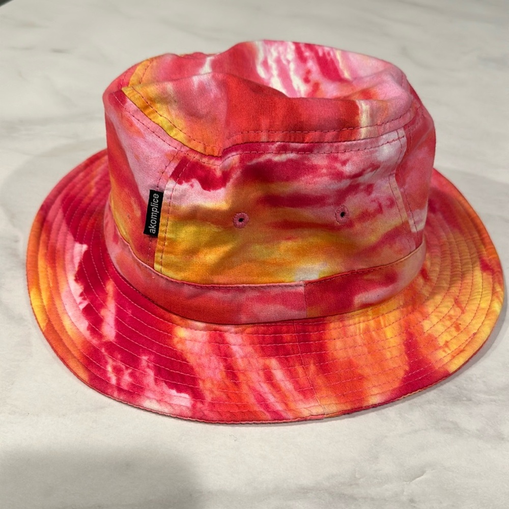 Akomplice Bucket Hat